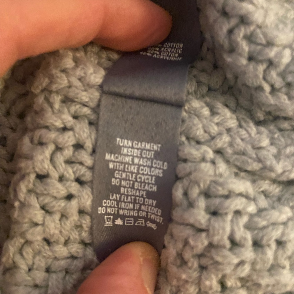 Aerie Gray Cable Knit Women's Sweater - Picture 8 of 8